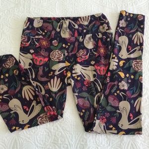 Lularoe Easter Bunny Spring OS Leggings